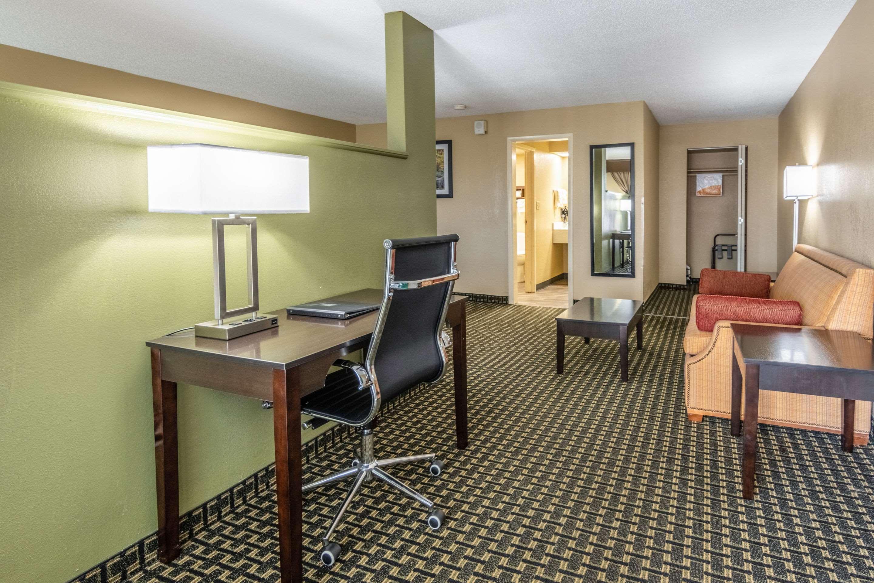 Quality Inn Perry - National Fairgrounds Area Exterior foto